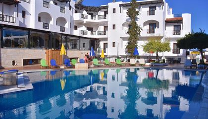 Club Lyda Hotel 3*