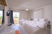 CHC Ares Apartment - Hotel 3*